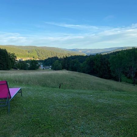 Appartement Lumineux Avec Vue Sur Les Montagnes Morbier Extérieur photo